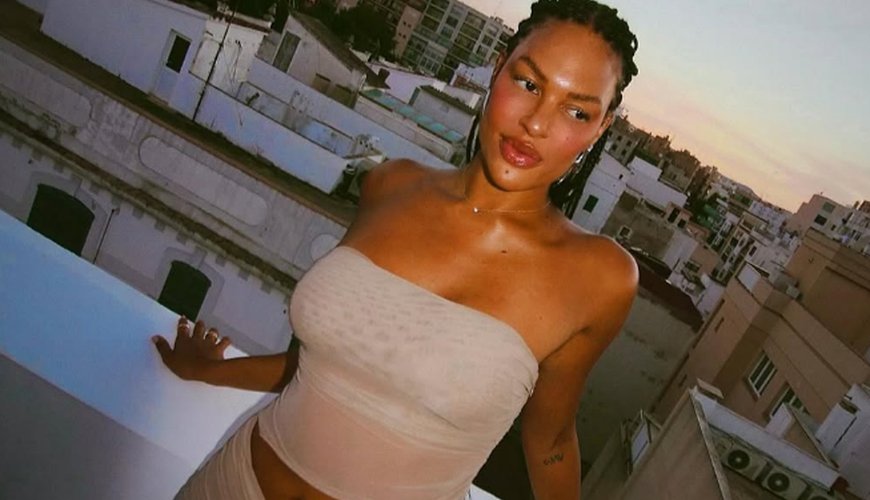 Liz Cambage’s Stunning Photos, OnlyFans Triumph, and Flirty Kevin Durant Rumors!