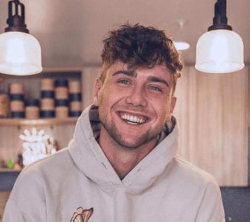 Harry Jowsey Influencer
