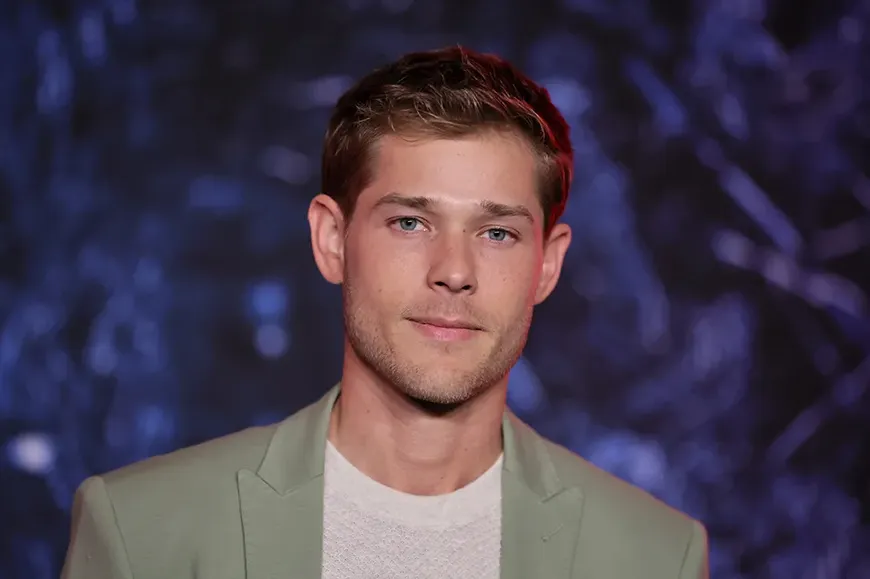 Mason Dye Actor