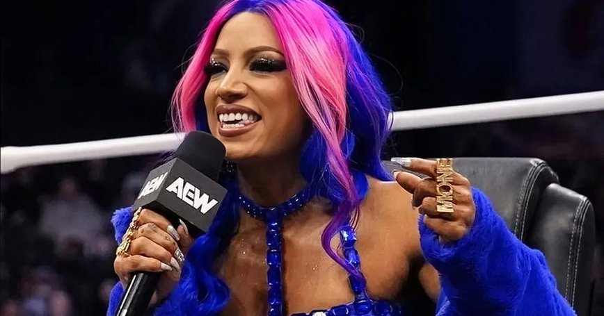 Mercedes Moné Fires Back at Fan Criticism – Is She Out of Touch?