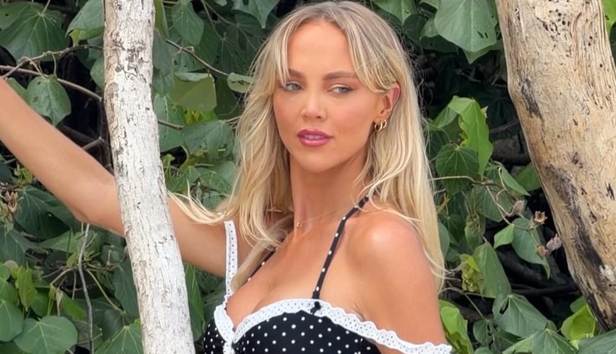 Annie Knight's Jaw-Dropping Transformation: From Cherubic Child to Glamorous Star