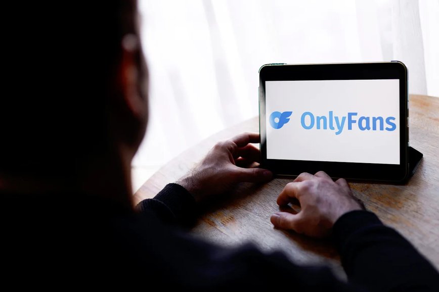 Arizona's $70.4M OnlyFans Splurge: Discover the Top Spender Cities!