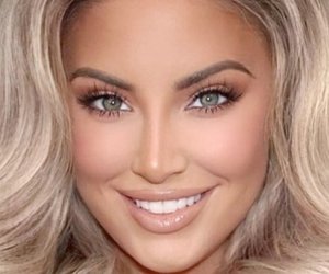 Ashley Alexiss Bares It All on OnlyFans in a Daring G-String