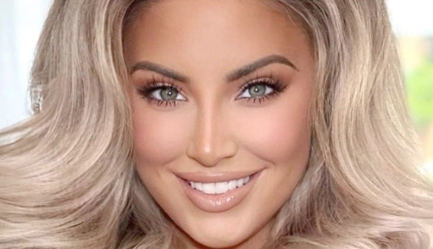 Ashley Alexiss Bares It All on OnlyFans in a Daring G-String