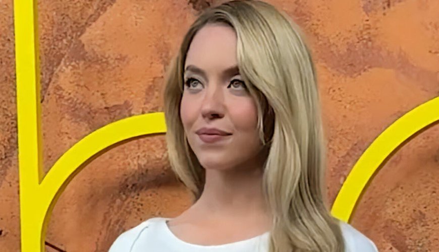 Sydney Sweeney's Baby Outfit in Euphoria's Trailer Leaves Fans Stunned