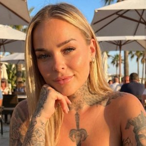 Inside the Dark World of OnlyFans: Unveiling the Exploitation Behind the Scenes
