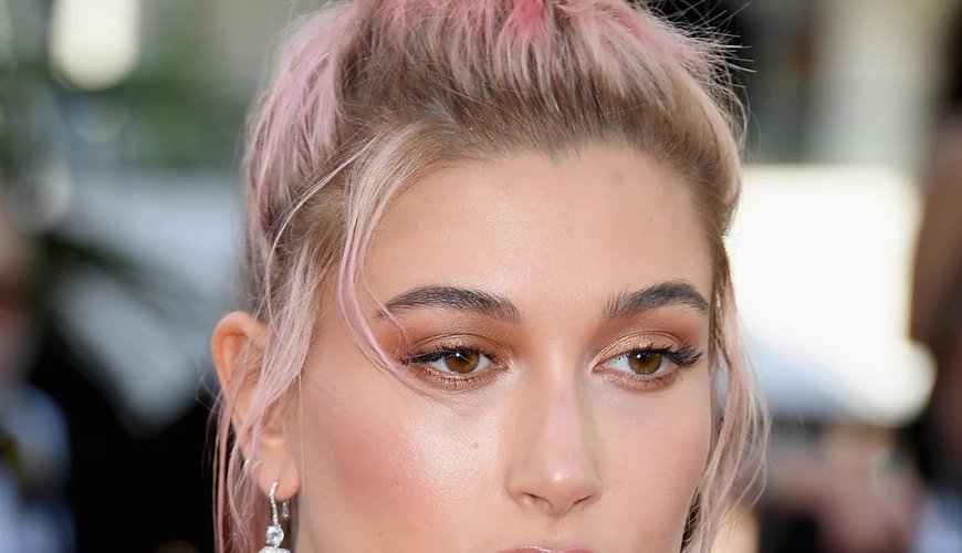 Celebs Rocking Pink Hair: From Subtle Hues to Bold Statements