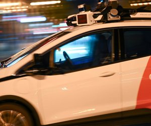 Steamy Rides: Couples Are Getting Frisky in SF Robotaxis