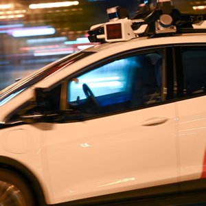 Steamy Rides: Couples Are Getting Frisky in SF Robotaxis