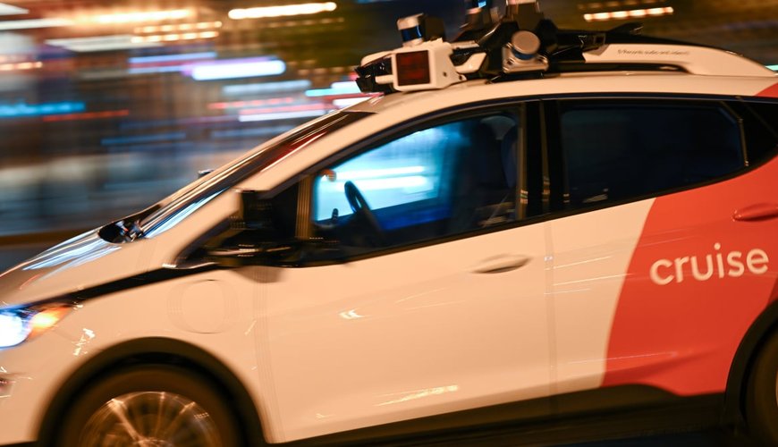 Steamy Rides: Couples Are Getting Frisky in SF Robotaxis