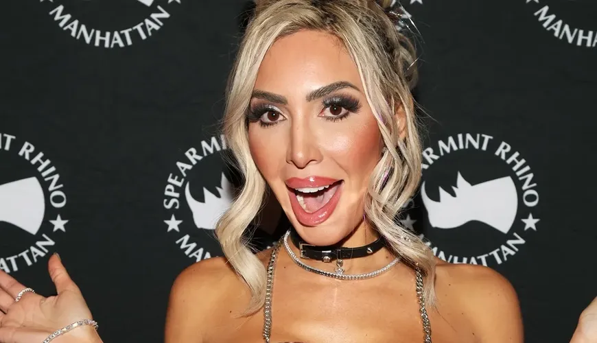 Is Kailyn Lowry Secretly Jealous of Farrah Abraham? Podcast Drama Sparks Rumors!