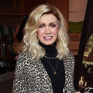 Donna Mills Claps Back at Makeup Critics with Grace and Humor