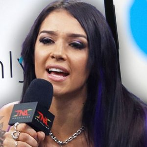 Elayna Black Claps Back: Defends Her Dual Career with OnlyFans and Wrestling