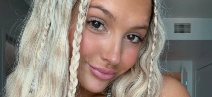 Emily Trapp's Bold Golf Course Statement: A Viral Sensation