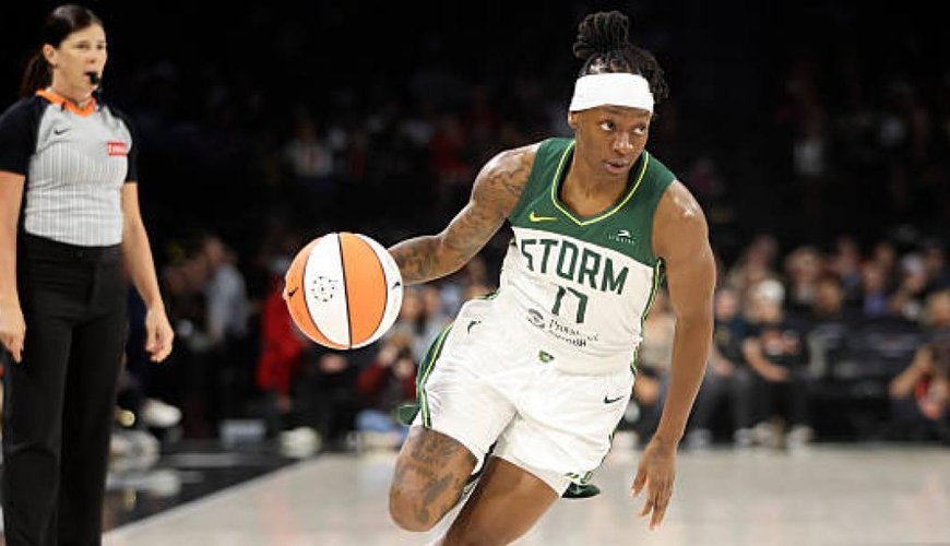 Erica Wheeler Breaks Ground as First Pro Baller on OnlyFans