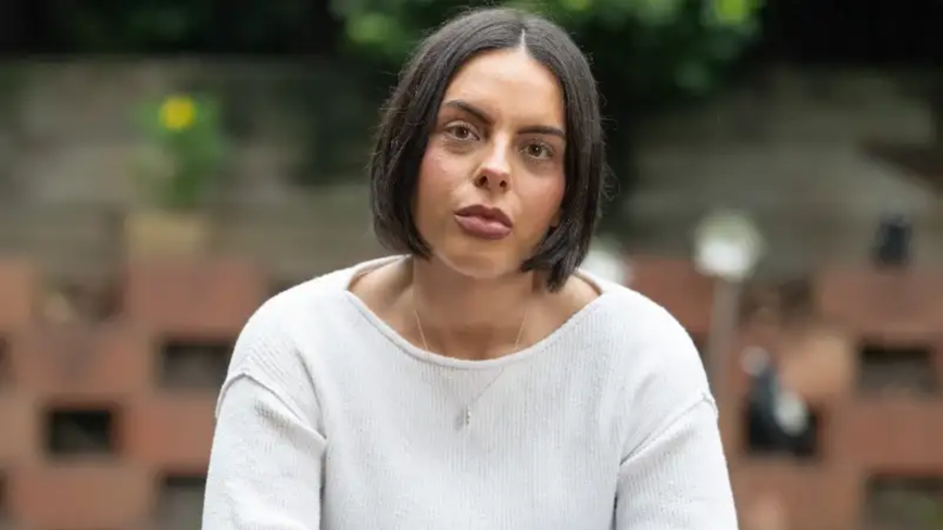 Former OnlyFans Recruiter Sounds Alarm on Social Media Tactics Luring Young Women