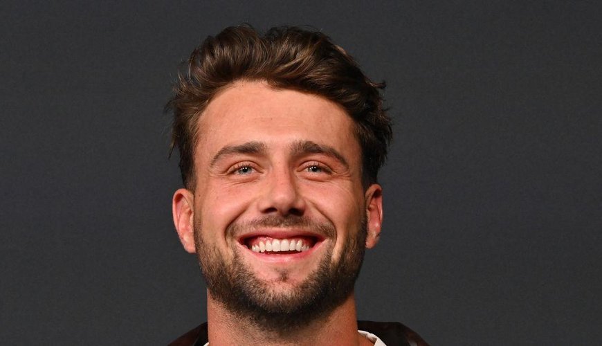 Harry Jowsey Spills the Tea on His Intimate Botox Adventure