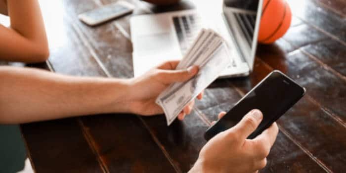 Healthcare Students Bet Big on Prediction Markets to Fund Education