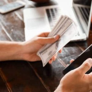 Healthcare Students Bet Big on Prediction Markets to Fund Education