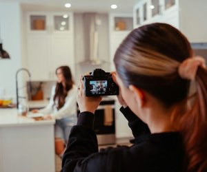 How Digital Creators Are Thriving from Home: The New Career Frontier