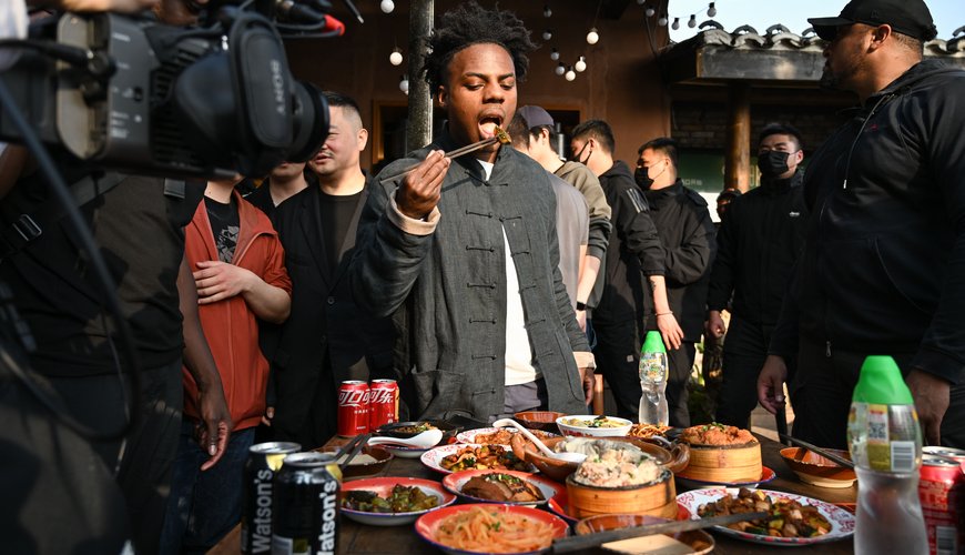 Jingdezhen: Where Tradition Meets Modernity in the Digital Era