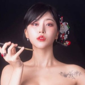 Noh Seul Bi Sparks Debate with Bold Bikini Photos and Sassy Comebacks
