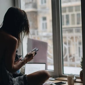 Behind the Glamour: The Underpaid Workers Fueling the OnlyFans Empire