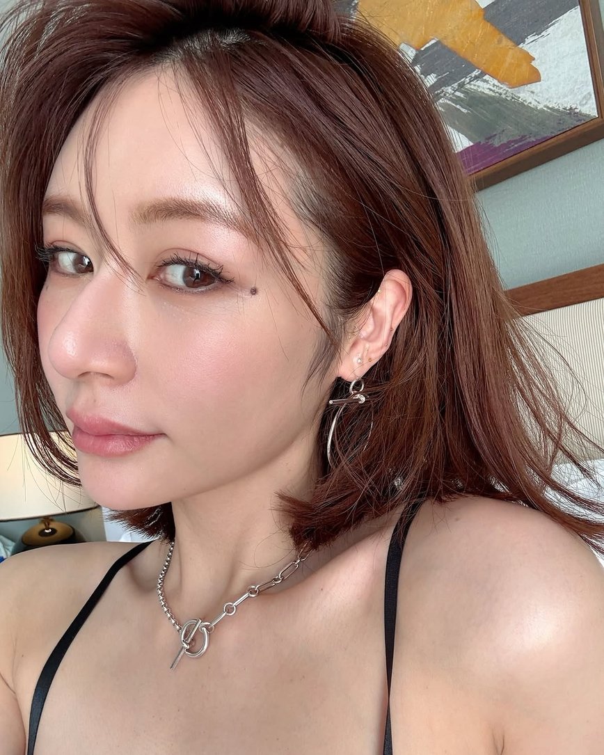 Top Japanese Mom Blogger Faces Consequences for Tax Evasion Scandal