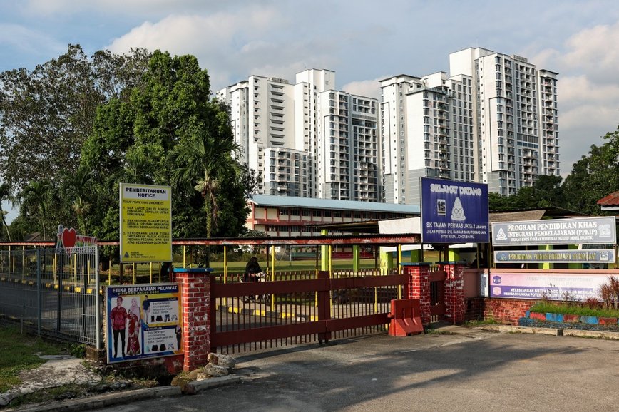 Influenza Outbreak: 6,000 Students Affected in Malaysia, Schools Temporarily Shut