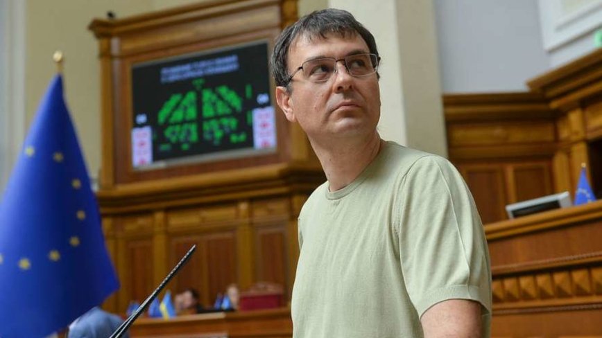 Tax Troubles for Ukrainian OnlyFans Stars: Hetmantsev Calls for Fair Play
