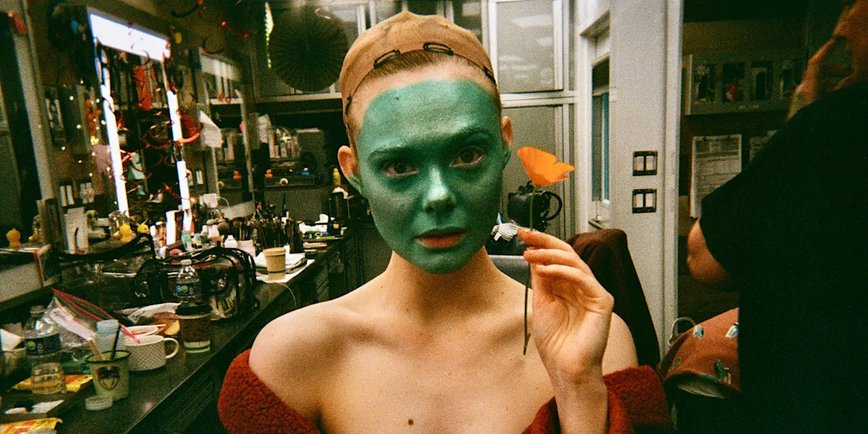 Elle Fanning's Alien Transformation: The Green Glamour of 'HungryGhost'