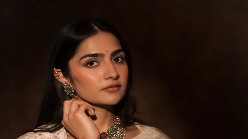 Rukmini Vasanth Slays in a Grey Saree: Kantara Star’s Instagram is Pure Fire!