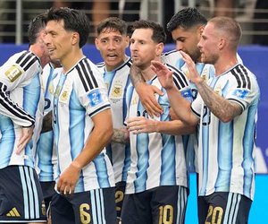 Lionel Messi Breaks World Cup Scoring Record as Argentina Dazzles