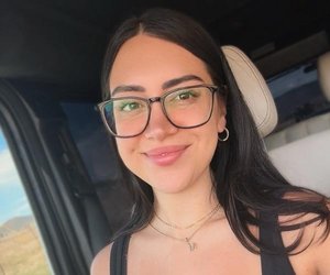 Mia Monroe’s Jaw-Dropping $2M Gift: A Dream Home for Her Mom!