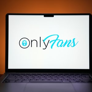 NJ Man's Alleged OnlyFans Romance Scam Unravels: Over $100K Stolen