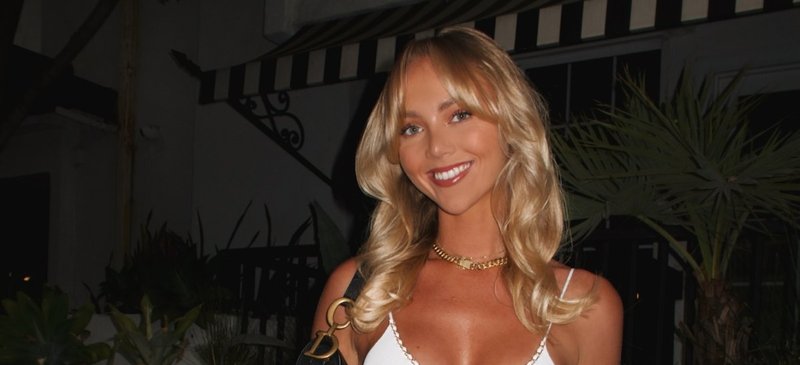 Annie Knight's Journey: From Controversy to Caution on OnlyFans