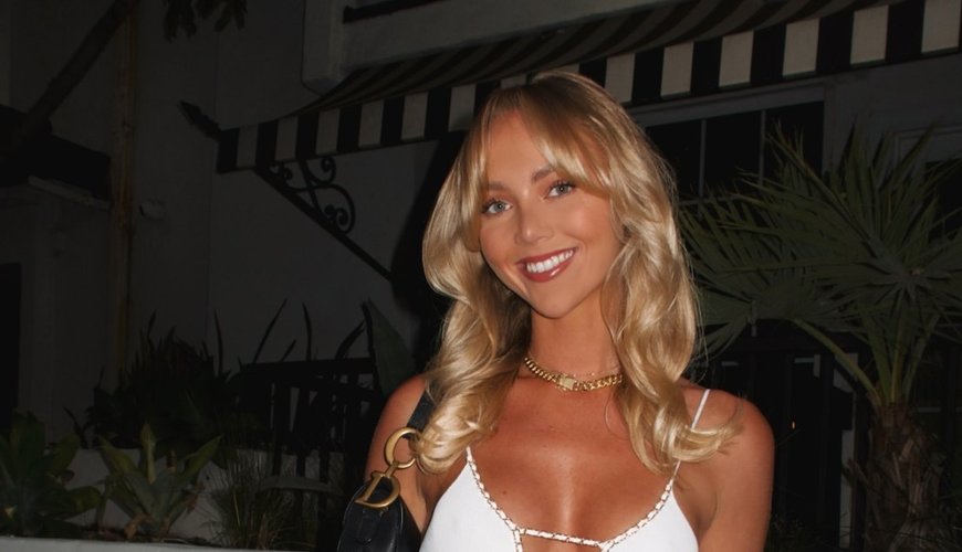 Annie Knight's Journey: From Controversy to Caution on OnlyFans