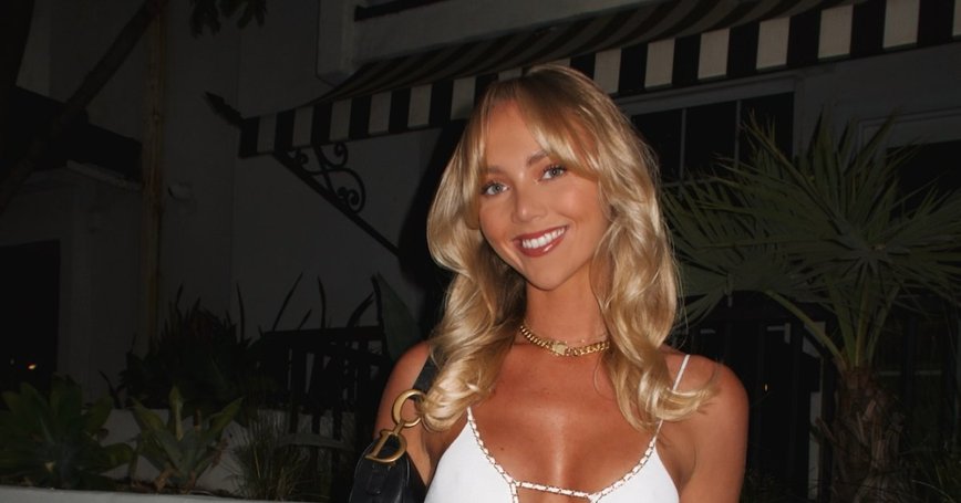 Annie Knight's Journey: From Controversy to Caution on OnlyFans