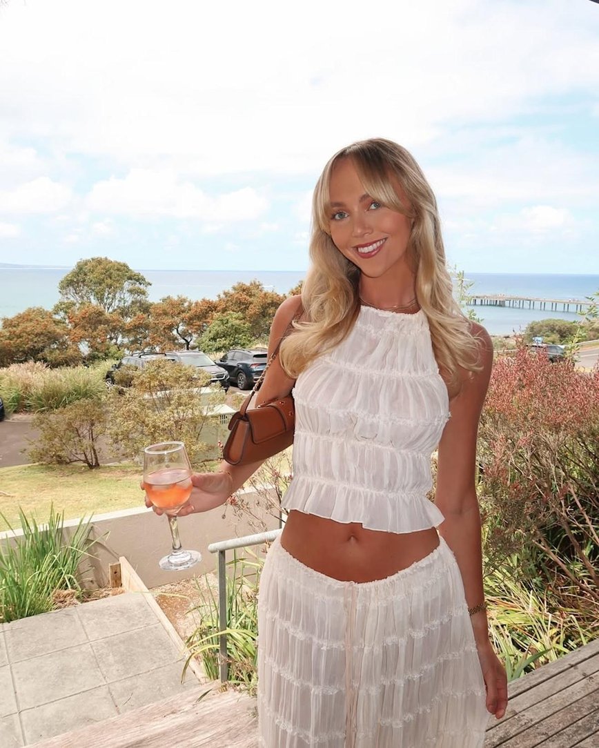 Annie Knight’s $2.7M Dream Home Splurge: A Peek Inside Her Luxe Upgrade!