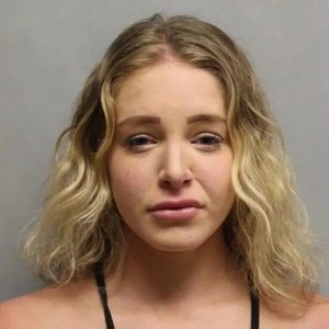 Courtney Clenney to Leverage Boyfriend's Texts in Defense at Murder Trial