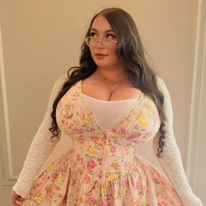 OnlyFans Star Summer Robert's $50K Journey to First Class Comfort