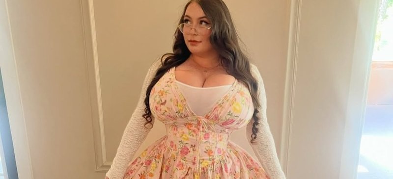 OnlyFans Star Summer Robert's $50K Journey to First Class Comfort