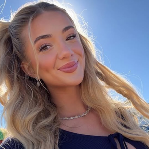 OnlyFans Sensation Autumn Renea Plans to Swap Fame for Faith After $10M Milestone