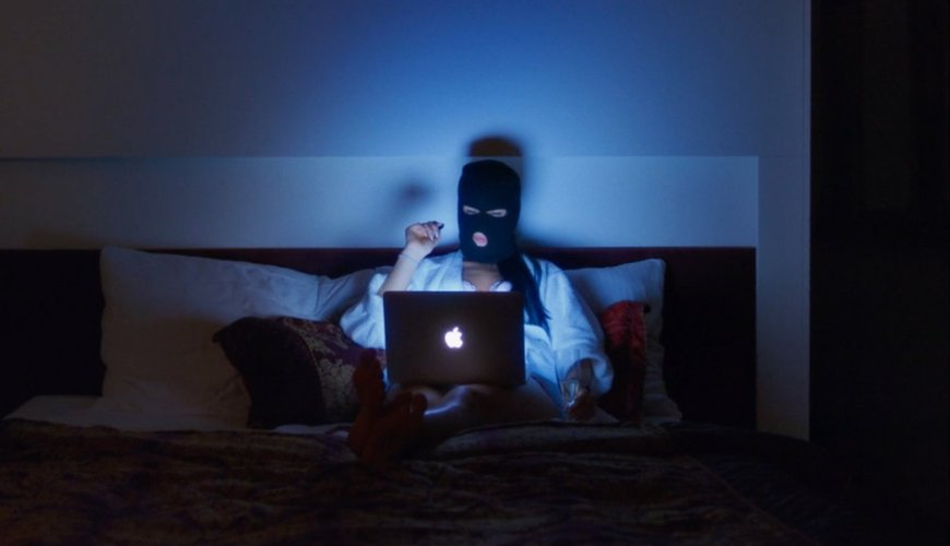 Virtual Connections: 'Virtual Girlfriends' Kicks Off Ji.hlava Film Festival