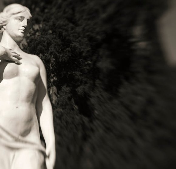 The Glitter and Grit of OnlyFans: What Lies Beneath the Glamour