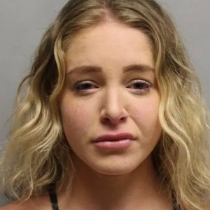 Courtney Clenney's Legal Drama Heats Up: Defense Examines Murder Weapons