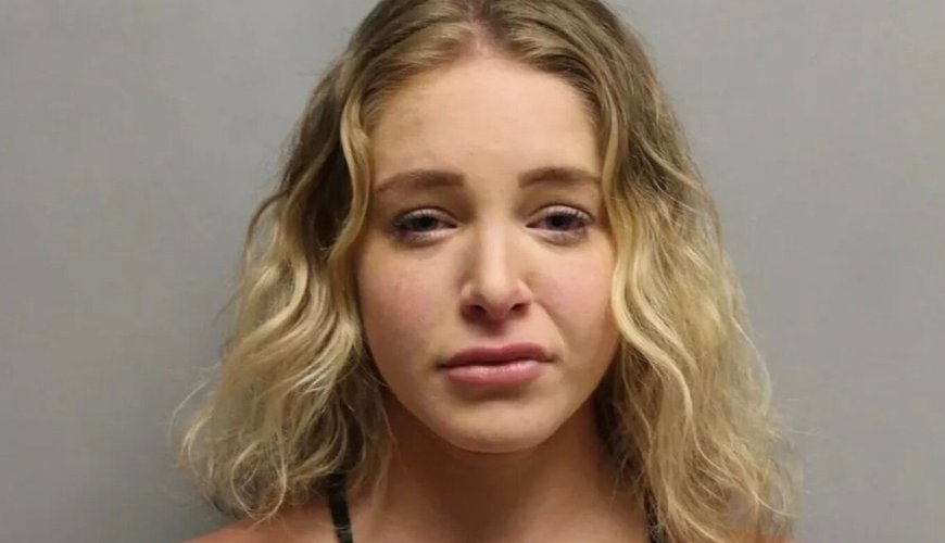 Courtney Clenney's Legal Drama Heats Up: Defense Examines Murder Weapons