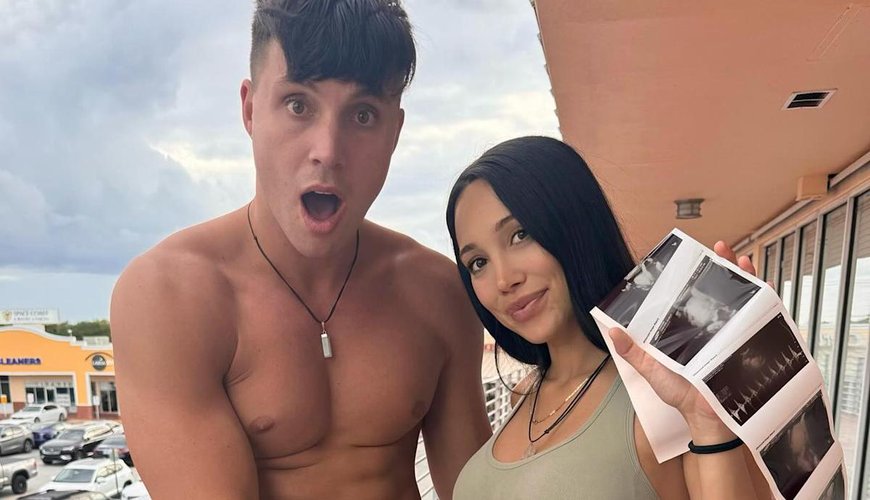OnlyFans Star Scarlet Vas Announces Pregnancy with Stepbrother Husband Tayo Ricci!