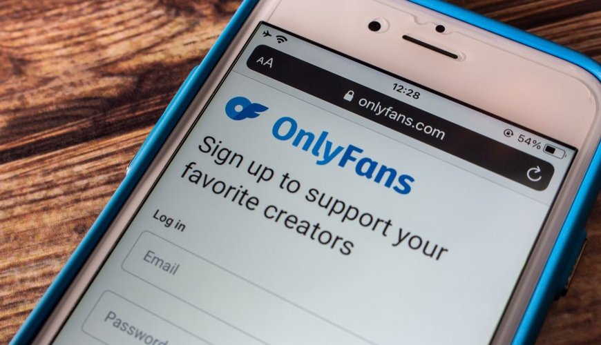 OnlyFans Owner Cashes In Big with $701M Dividend Amid $8B Sale Buzz