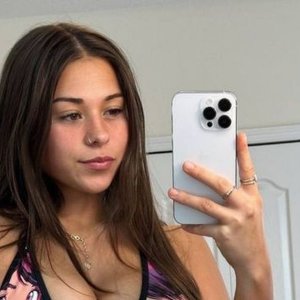 OnlyFans Star Sophie Rain Spills on Drake Encounter: 'I Fumbled That'